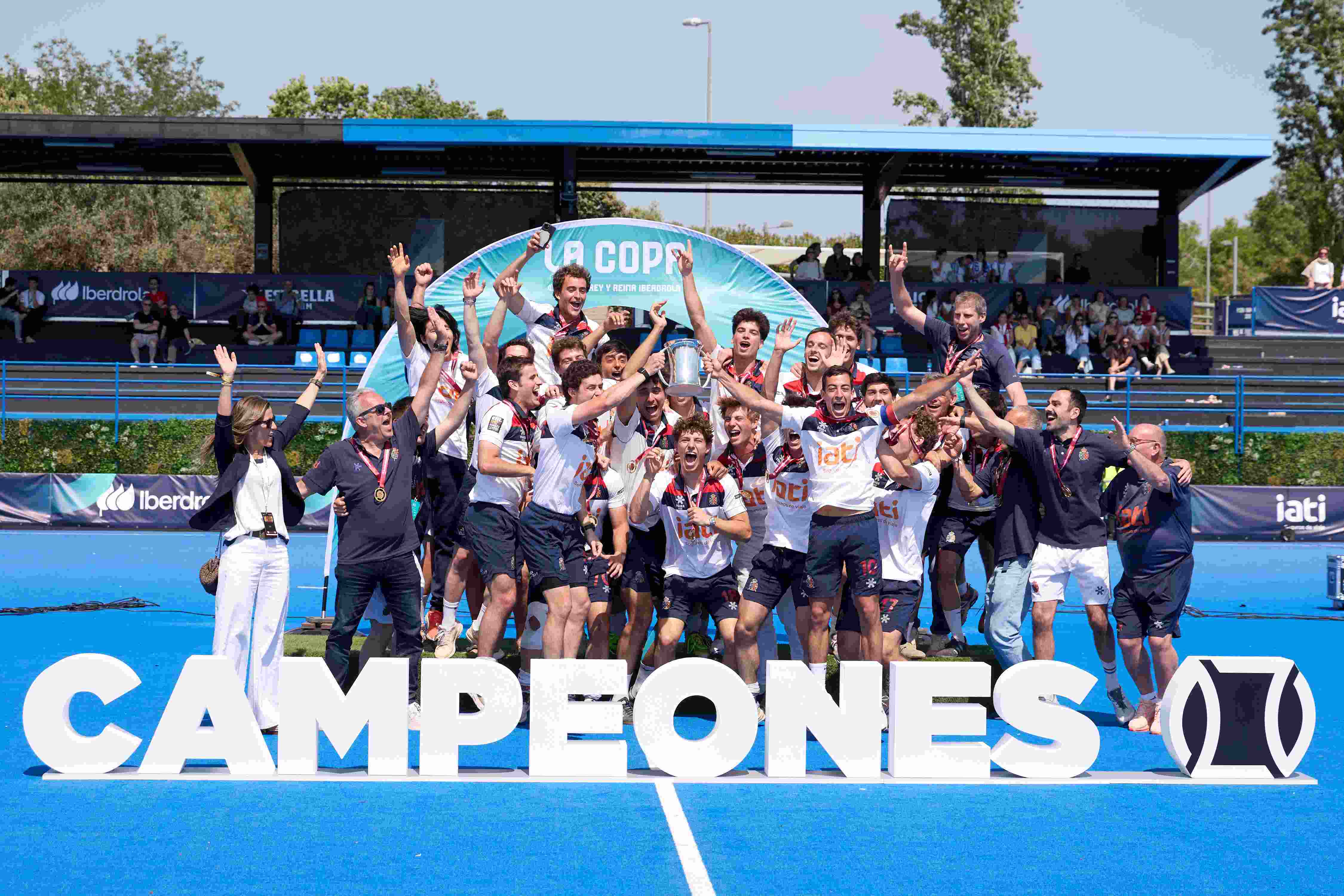¡Campeones de la Copa del Rey de Hockey!